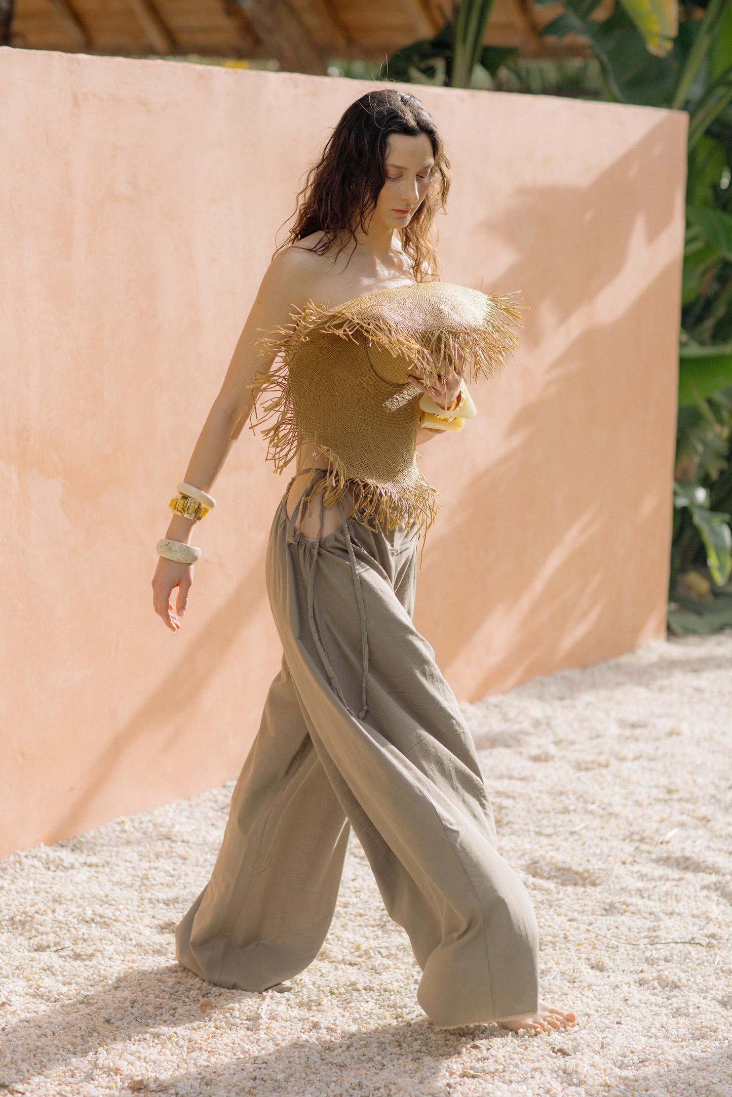 Gussy Khaki Linen Trousers